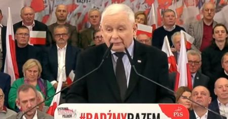 Kontrowersje wokół wiecu PiS w szkole. Dyrektorka tłumaczy
