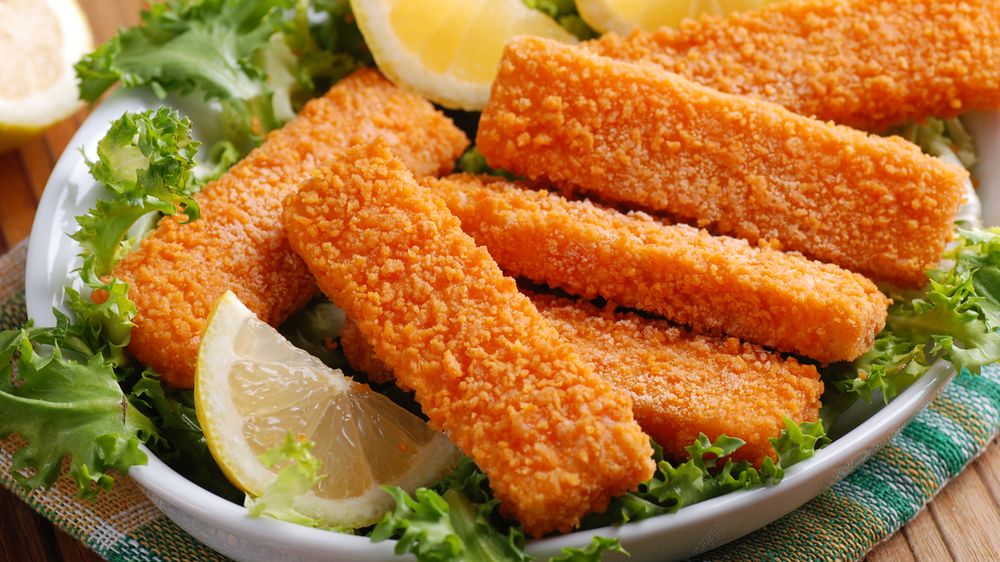 Lubisz ryby? Sprawdź, dlaczego nie wolno ich panierować i smażyć!