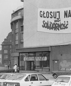 Odtajnione szyfrogramy MSZ: wyniki wyborów 1989 r. były dla władzy zaskoczeniem