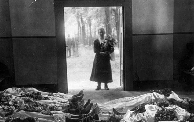 Ciała rzekomo pomordowanych przez Polaków przedstawicieli bydgoskiej mniejszości niemieckiej (zdjęcie propagandowe), wrzesień 1939 r. 