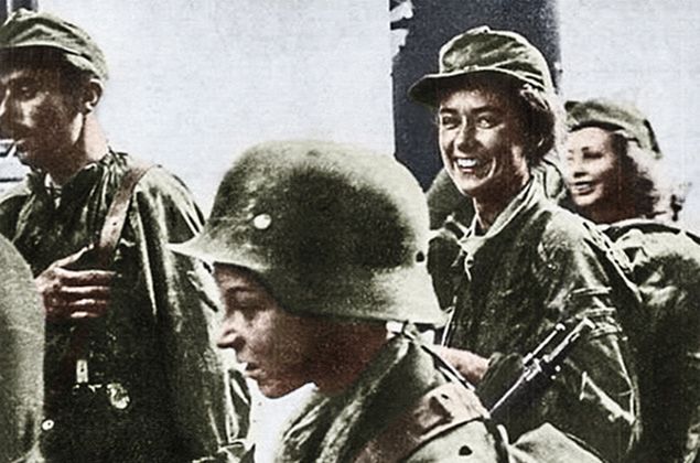 Bataliom Miotła po przejściu kanałami do Śródmieścia w czasie powstania warszawskiego 