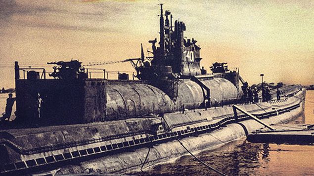 Japoński podwodny lotniskowiec klasy I-400