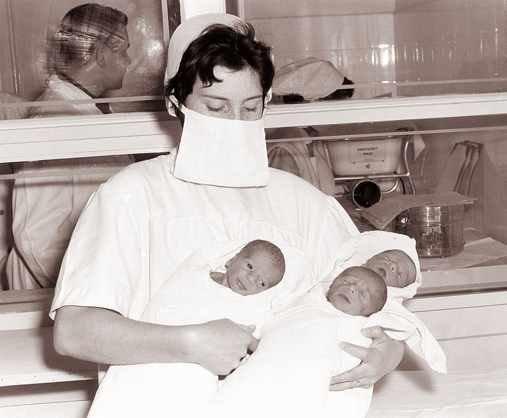 &quot;Pielęgniarka stawała w drzwiach i wywoływała numer&quot; – wspomina jedna z pacjentek szpitala w Cieplicach. Zdjęcie poglądowe