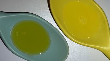 Polski rzepak kontra włoskie oliwy. Jaki olej jest najlepszy dla zdrowia?