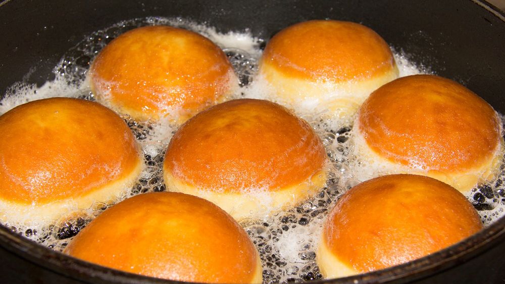 Na jakim oleju smażyć pączki?