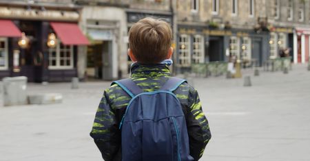 Dziecko bez opieki na spacerze? Można dostać wysoką karę