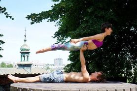 AcroYoga – coś więcej niż trening