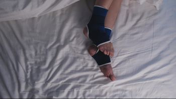 Nie tylko anemia. Niedobór żelaza przyczynia się też do RLS