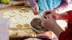 Zatrucia pokarmowe w święta. GIS przypomina ważne zasady