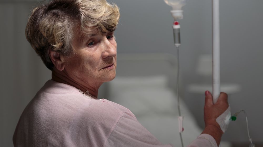 Oswoić śmierć i umrzeć z godnością