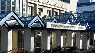 12-latka walczyła o życie, szpital odmówił przyjęcia. Karetka woziła ją cztery dni w największej śnieżycy