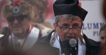 Kontrowersyjny ksiądz usłyszy wyrok. Nazywał dzieci z in vitro zwierzętami