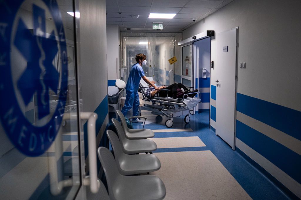 Objawy COVID i grypy jelitowej mogą być łudząco podobne