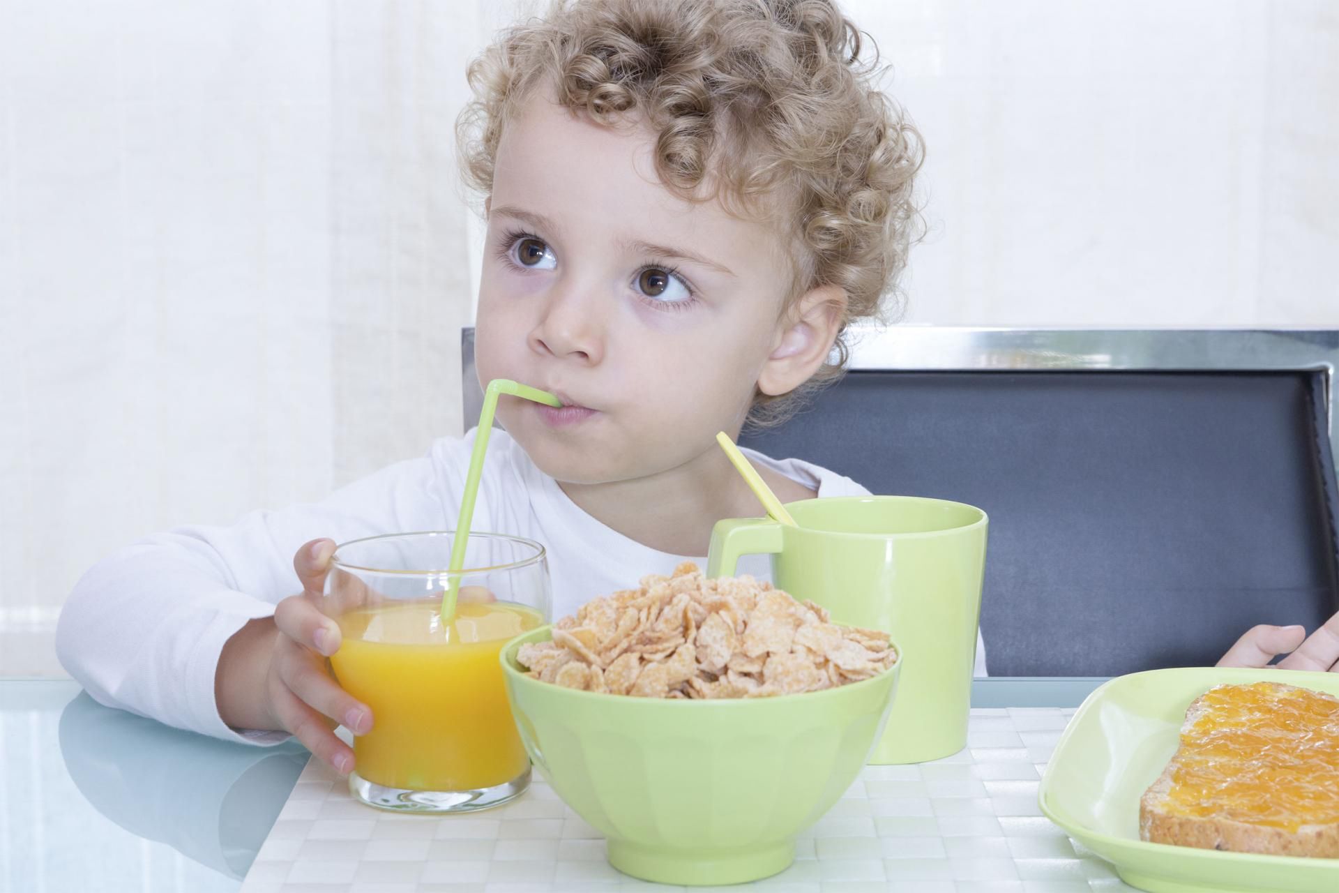 W płatkach śniadaniowych również znajdziemy sól