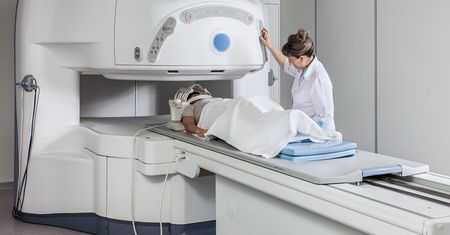 Ognisko hipodensyjne i tomografia komputerowa – co warto wiedzieć?