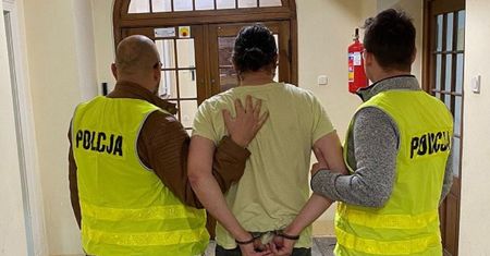 9-latka przyszła do szkoły z ranami na plecach. Wezwano policję