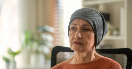 Nowotwory. Jak się chronić i dlaczego psychika ma znaczenie w leczeniu raka?