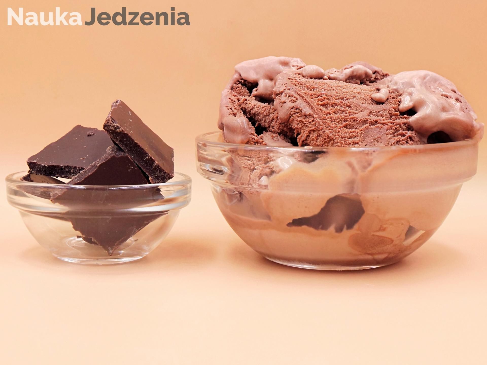 150 kcal czekolady vs. 150 kcal lodów czekoladowych