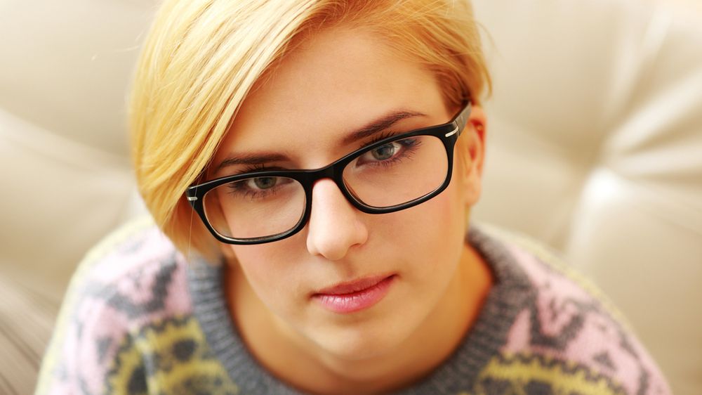 Te objawy świadczą o tym, że potrzebujesz okularów