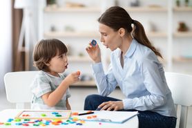 Dysfazja – objawy, przyczyny, typy i leczenie