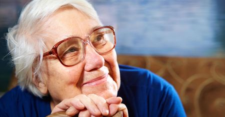 Produkty, które mogą zapobiec rozwojowi choroby Alzheimera. Zobacz, co warto jeść