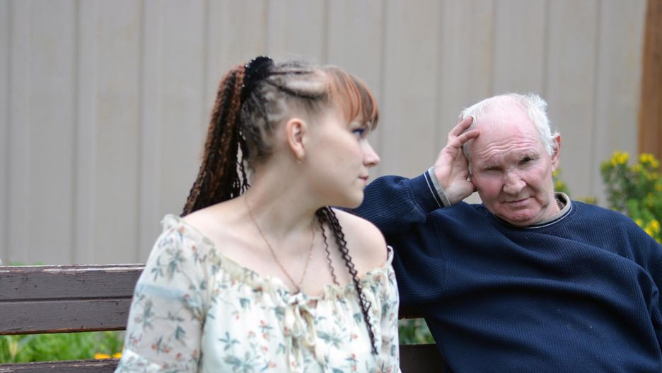 "Syndrom tatusia" to prosta droga do uzależnień i zaburzeń