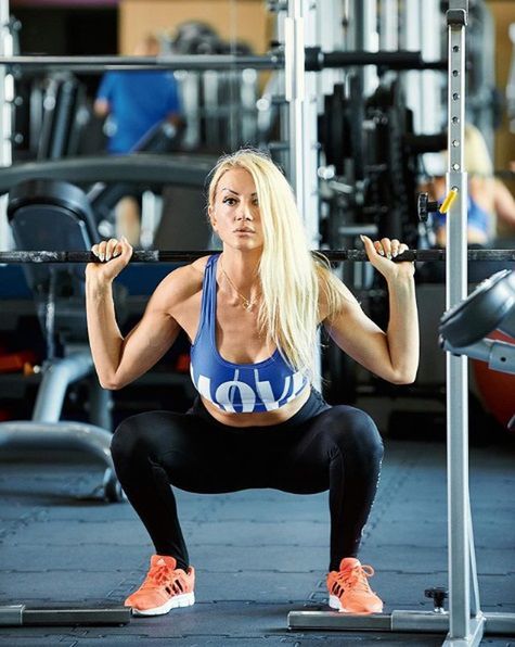 Katarzyna Kowalik pracuje jako trenerka z innymi kobietami