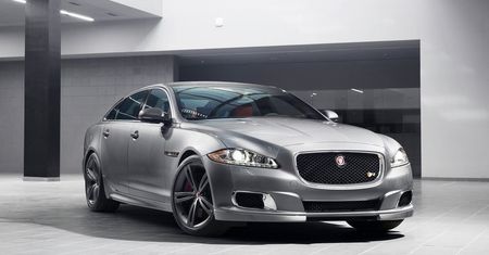 Jaguar XJR