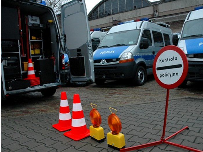 Policyjny sprzęt nie służy ofiarom wypadku