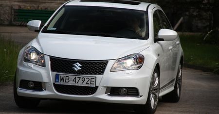 TEST: Suzuki Kizashi 2.4 i-AWD - Droga samuraja