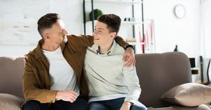 Efebofilia i hebefilia - na czym polegają i czy zaliczają się do zaburzeń seksualnych?