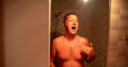Objaw widać gołym okiem. Znak, że wątroba jest na wykończeniu