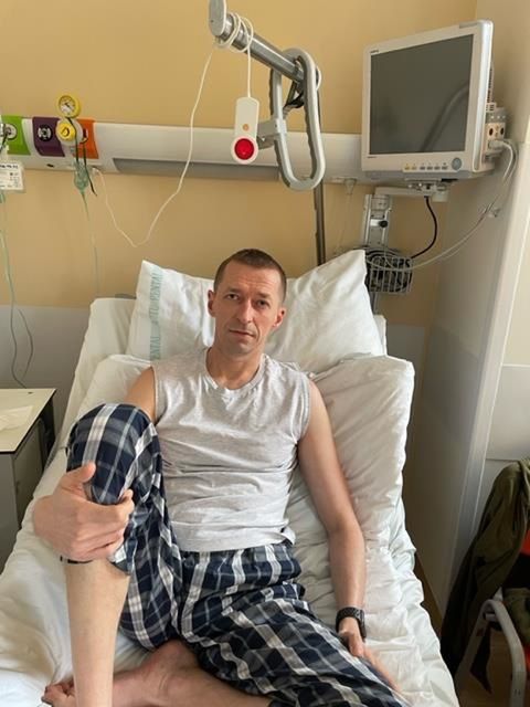 Pan Łukasz ma w sobie ogromną determinację do walki z chorobą