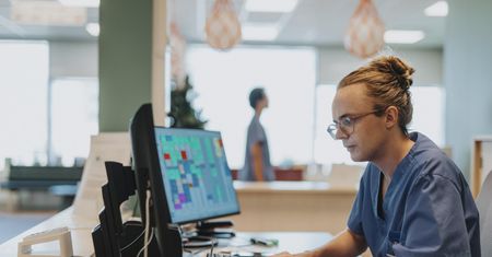 Rosyjskie cyberataki na Polskę. Celem szpitale i systemy wodociągowe