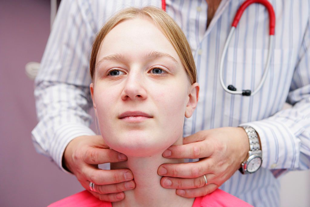 Ciała obce w przełyku – objawy i postępowanie