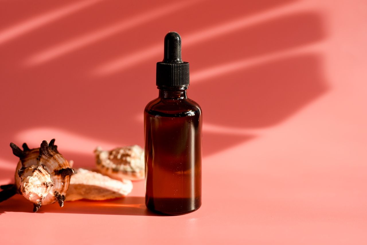 Olej z pestek truskawek na włosy, skórę i paznokcie