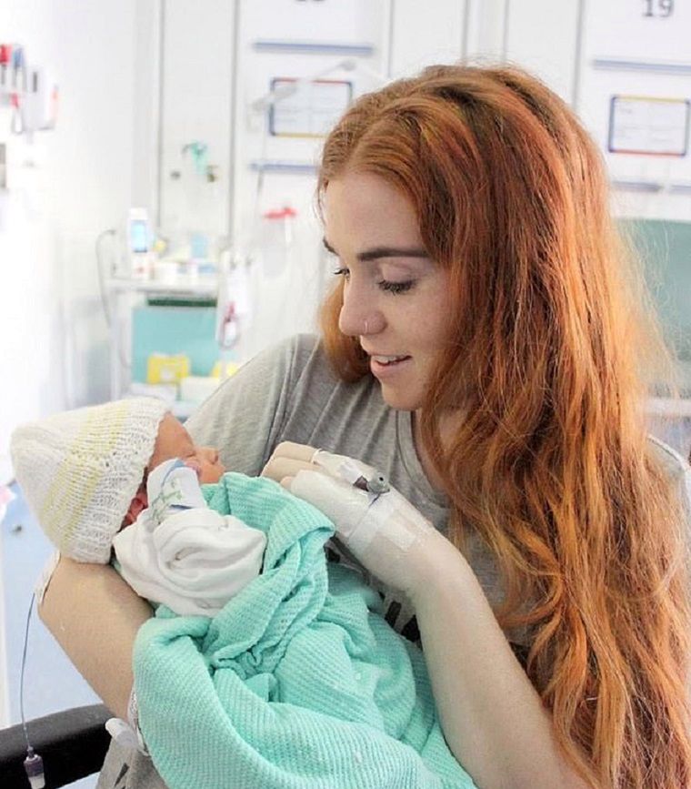 Crystal zaszła w ciążę