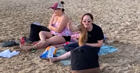 Na plaży doszło do awantury. Powodem wyzywający strój kąpielowy 13-latki