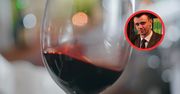 Lampka wina korzystna dla serca? Kardiolog nie ma wątpliwości