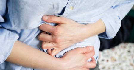 Zatrucie pokarmowe czy grypa żołądkowa? Lekarze rozwiewają wątpliwości
