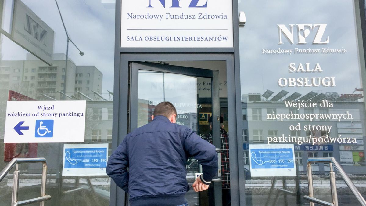 Mniej operacji stawów z powodu problemów finansowych NFZ. Kolejki rosną
