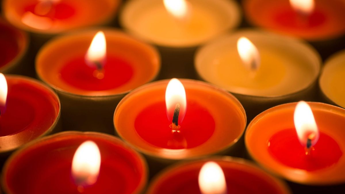 Trująca ozdoba w domu szczególnie popularna w czasie świąt. Uważaj na świece zapachowe