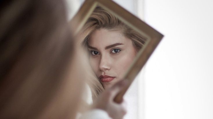 Maseczka z żelatyny pozwala oczyścić i wygładzić skórę twarzy