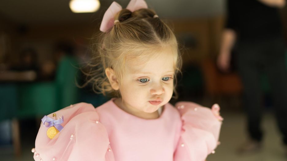 Kwiatowe imię zyskuje na popularności. Przez lata źle się kojarzyło