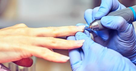 Manicure japoński - zalety, wykonanie