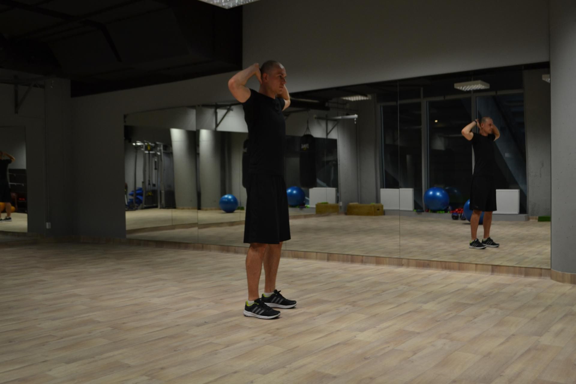 Burpee – część trzecia. Autor: Grzegorz Wichrzycki