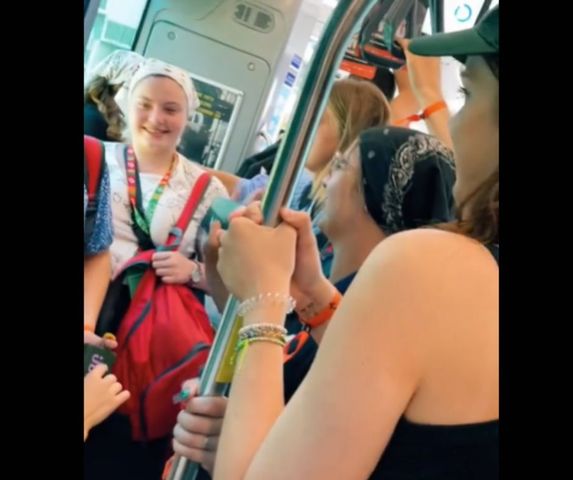 Ksiądz pokazał, co działo się w autobusie podczas Światowych Dni Młodzieży