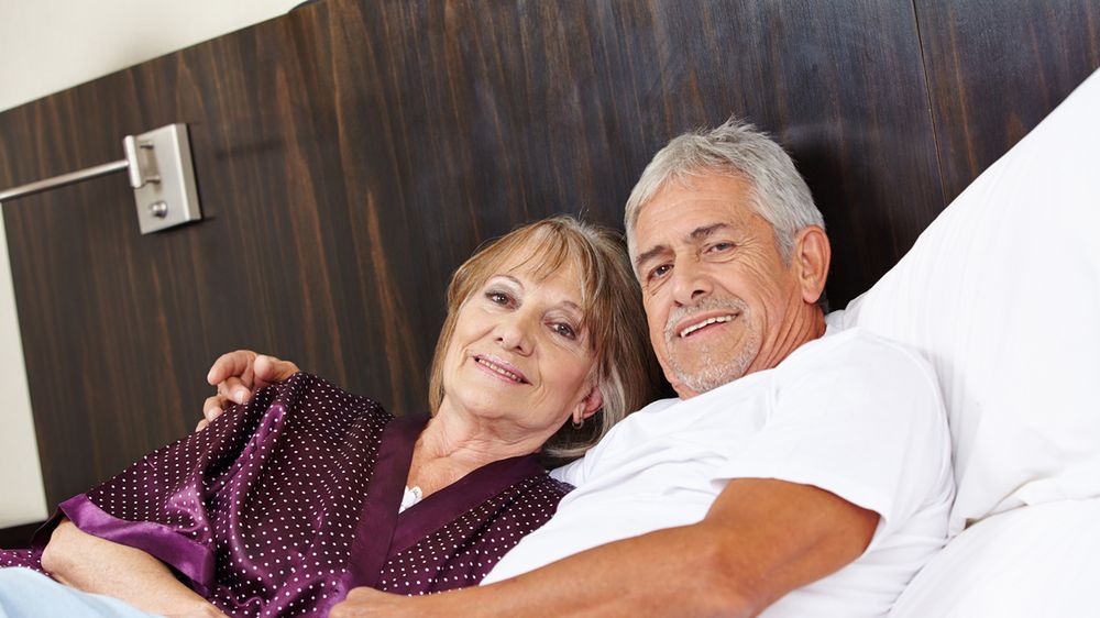 Życie intymne seniorów - kilka wskazówek dla starszego pana