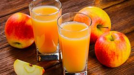 Zalety picia soku jabłkowego. Warto sięgać po niego codziennie (WIDEO)