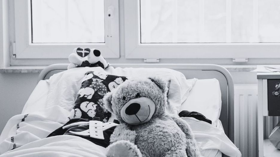 Ciężki zwój drutu przygniótł siedmiolatka. Chłopiec zmarł